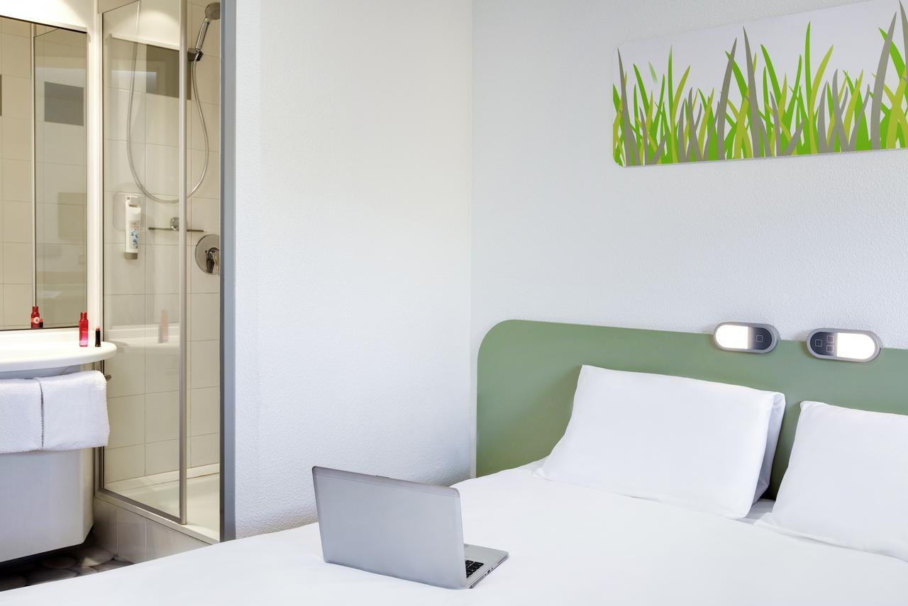ibis Budget Clermont Ferrand Centre Montferrand Exterior foto